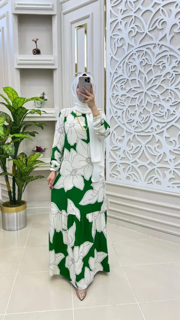 فستان الزهور الكبيرة